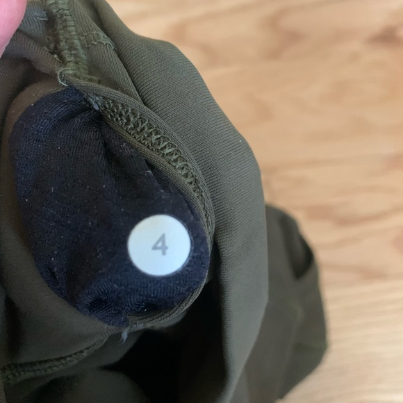 Lululemon olive green leggings - Picture 4 of 4